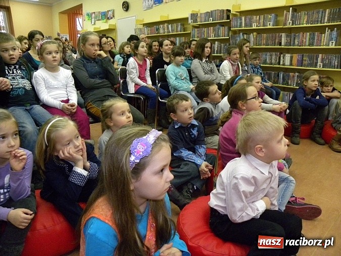 Zdjęcie w galerii na portalu naszraciborz.pl: W poszukiwaniu Świętego Graala i inne legendy wiadomości z regionu