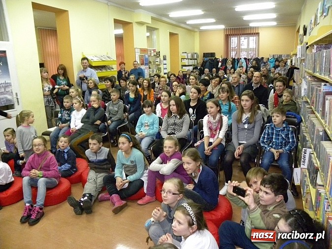Zdjęcie w galerii na portalu naszraciborz.pl: W poszukiwaniu Świętego Graala i inne legendy wiadomości z regionu