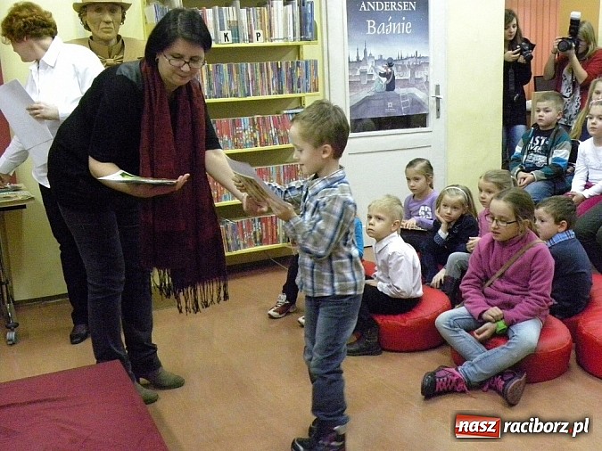 Zdjęcie w galerii na portalu naszraciborz.pl: W poszukiwaniu Świętego Graala i inne legendy wiadomości z regionu