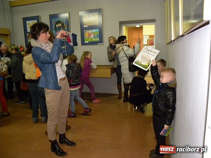 Zdjęcie w galerii na portalu naszraciborz.pl: W poszukiwaniu Świętego Graala i inne legendy wiadomości z regionu