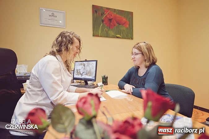 Zdjęcie w galerii na portalu naszraciborz.pl: Pierwsze kroki finalistek METAMORFOZ wiadomości z regionu