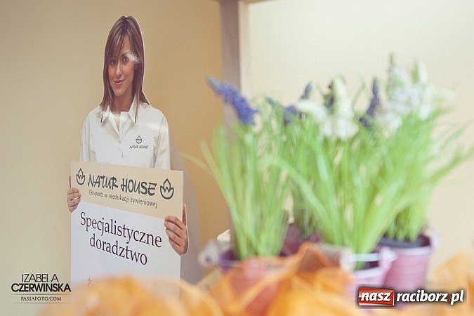 Zdjęcie w galerii na portalu naszraciborz.pl: Pierwsze kroki finalistek METAMORFOZ wiadomości z regionu