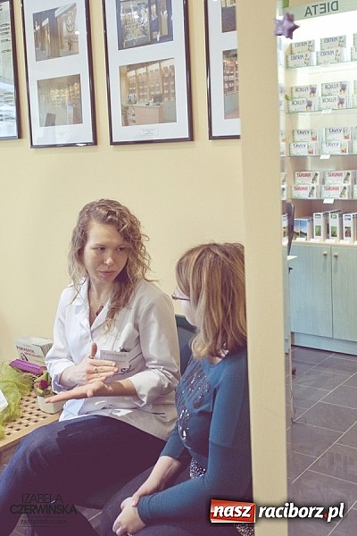 Zdjęcie w galerii na portalu naszraciborz.pl: Pierwsze kroki finalistek METAMORFOZ wiadomości z regionu