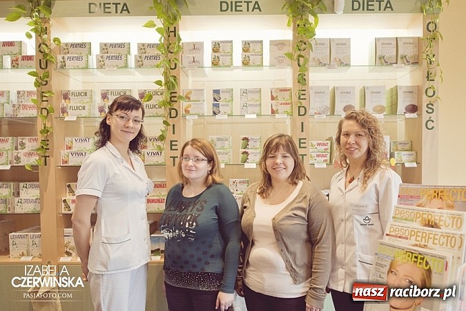 Zdjęcie w galerii na portalu naszraciborz.pl: Pierwsze kroki finalistek METAMORFOZ wiadomości z regionu