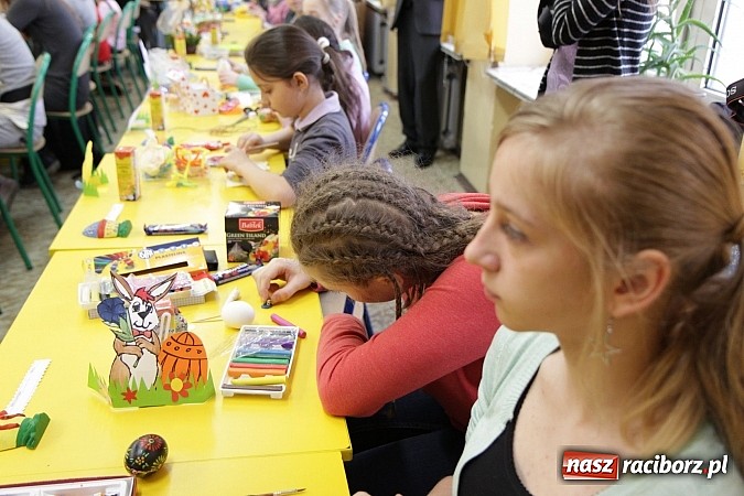 Zdjęcie w galerii na portalu naszraciborz.pl: W Nędzy wybrano najpiękniejsze kroszonki wiadomości z regionu