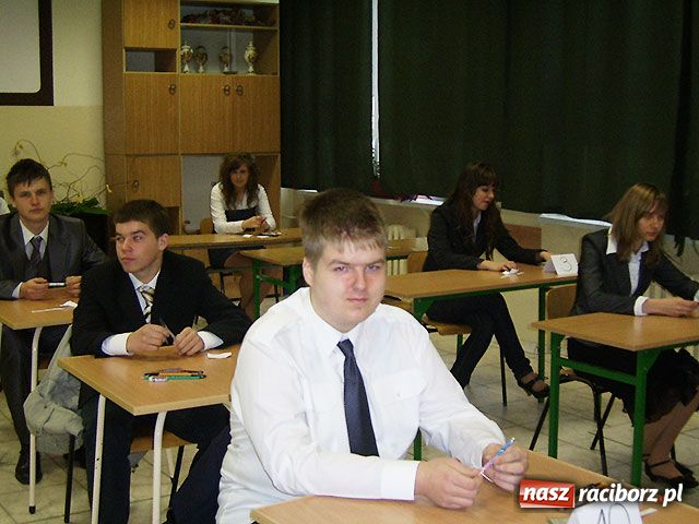 Zdjęcie w galerii na portalu naszraciborz.pl: Stres jak na maturze wiadomości z regionu