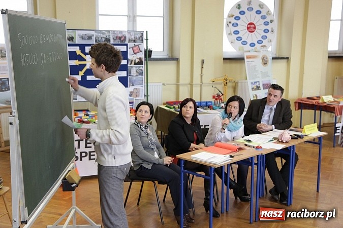 Zdjęcie w galerii na portalu naszraciborz.pl: W Ekonomiku wiedzą jak pomnażać pieniądze wiadomości z regionu