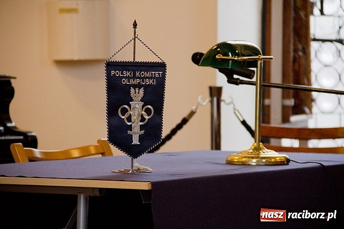 Zdjęcie w galerii na portalu naszraciborz.pl: Olimpijskie ...wnętrze szuflady wiadomości z regionu