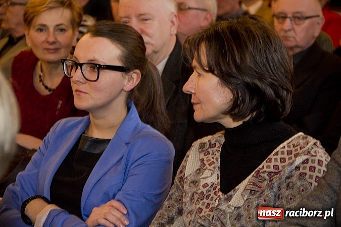 Zdjęcie w galerii na portalu naszraciborz.pl: Olimpijskie ...wnętrze szuflady wiadomości z regionu