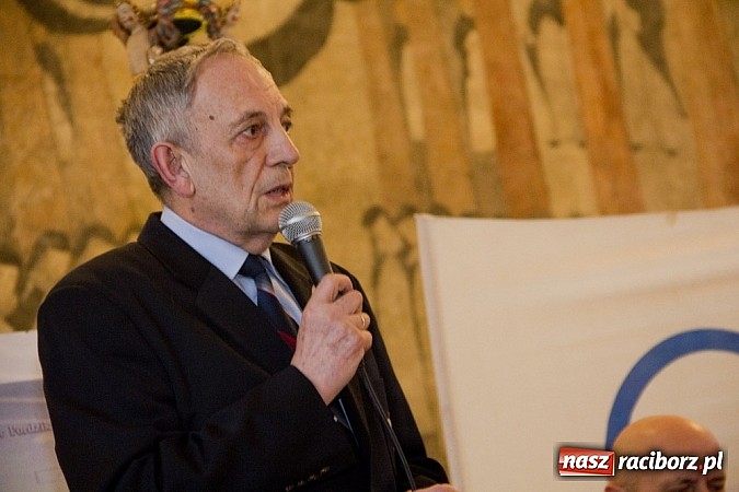 Zdjęcie w galerii na portalu naszraciborz.pl: Olimpijskie ...wnętrze szuflady wiadomości z regionu