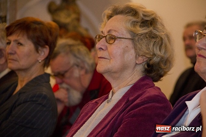 Zdjęcie w galerii na portalu naszraciborz.pl: Olimpijskie ...wnętrze szuflady wiadomości z regionu