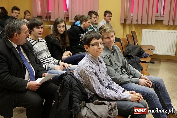 Zdjęcie w galerii na portalu naszraciborz.pl: Kasia Szczupider wygrała Turniej Mądrych Głów wiadomości z regionu