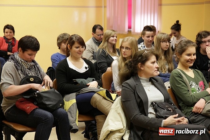 Zdjęcie w galerii na portalu naszraciborz.pl: Kasia Szczupider wygrała Turniej Mądrych Głów wiadomości z regionu