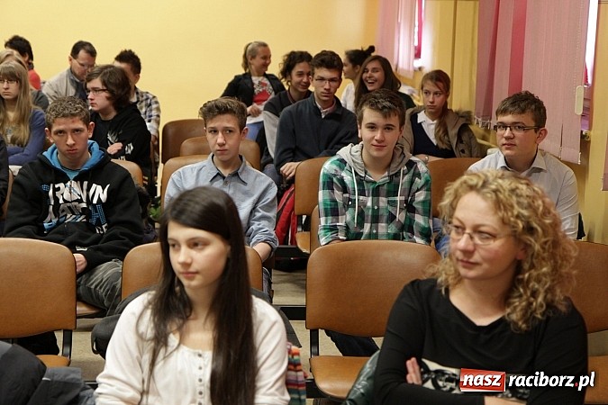 Zdjęcie w galerii na portalu naszraciborz.pl: Kasia Szczupider wygrała Turniej Mądrych Głów wiadomości z regionu