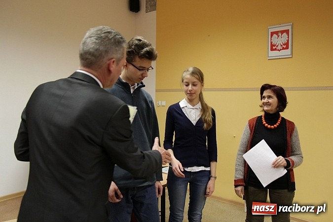 Zdjęcie w galerii na portalu naszraciborz.pl: Kasia Szczupider wygrała Turniej Mądrych Głów wiadomości z regionu