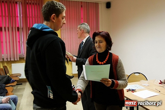 Zdjęcie w galerii na portalu naszraciborz.pl: Kasia Szczupider wygrała Turniej Mądrych Głów wiadomości z regionu