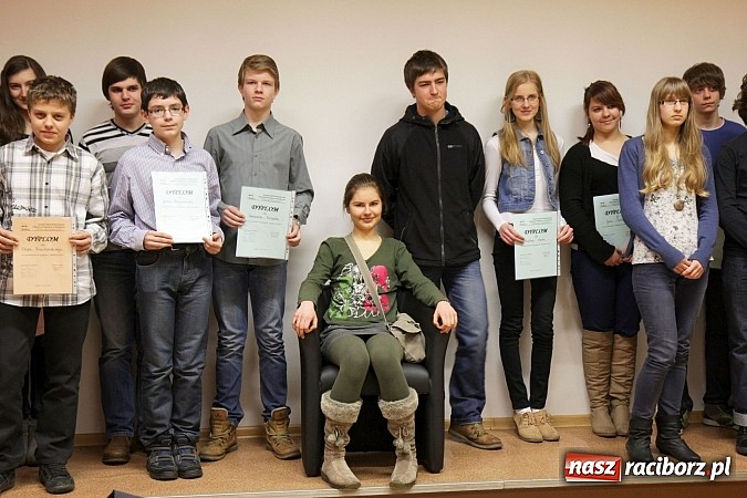 Zdjęcie w galerii na portalu naszraciborz.pl: Kasia Szczupider wygrała Turniej Mądrych Głów wiadomości z regionu