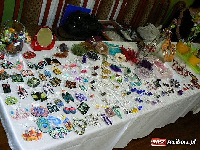 Zdjęcie w galerii na portalu naszraciborz.pl: Kiermasz potraw wielkanocnych w Kobyli wiadomości z regionu