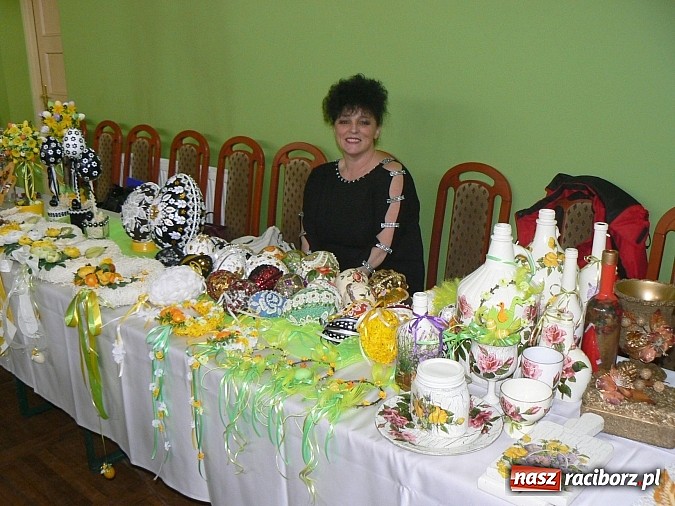 Zdjęcie w galerii na portalu naszraciborz.pl: Kiermasz potraw wielkanocnych w Kobyli wiadomości z regionu