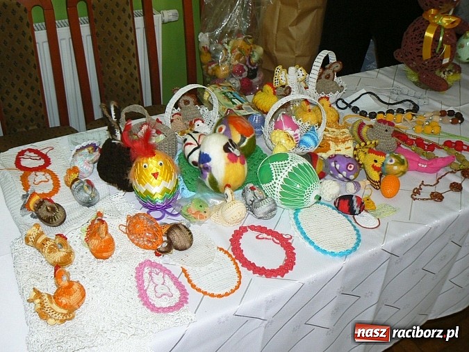Zdjęcie w galerii na portalu naszraciborz.pl: Kiermasz potraw wielkanocnych w Kobyli wiadomości z regionu