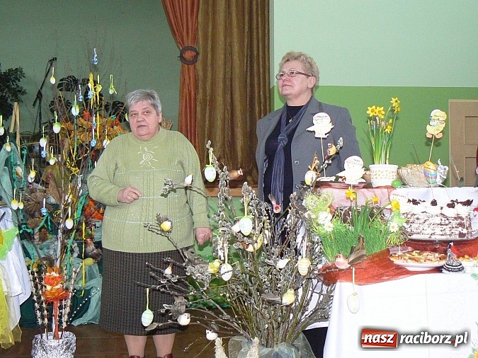 Zdjęcie w galerii na portalu naszraciborz.pl: Kiermasz potraw wielkanocnych w Kobyli wiadomości z regionu