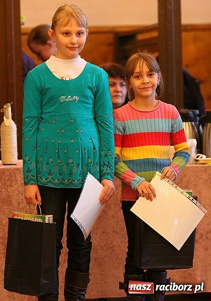 Zdjęcie w galerii na portalu naszraciborz.pl: Kiermasz wielkanocny w Kuźni Raciborskiej wiadomości z regionu