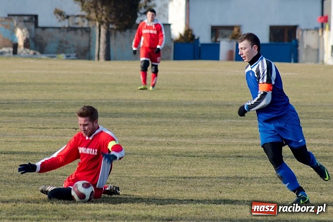 Zdjęcie w galerii na portalu naszraciborz.pl: Słaby początek rundy w Krzanowicach. Tylko remis z Górkami Śląskimi wiadomości z regionu