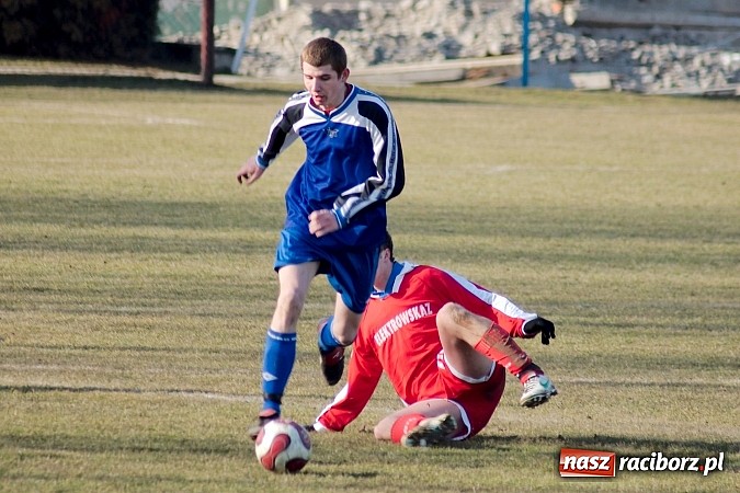 Zdjęcie w galerii na portalu naszraciborz.pl: Słaby początek rundy w Krzanowicach. Tylko remis z Górkami Śląskimi wiadomości z regionu