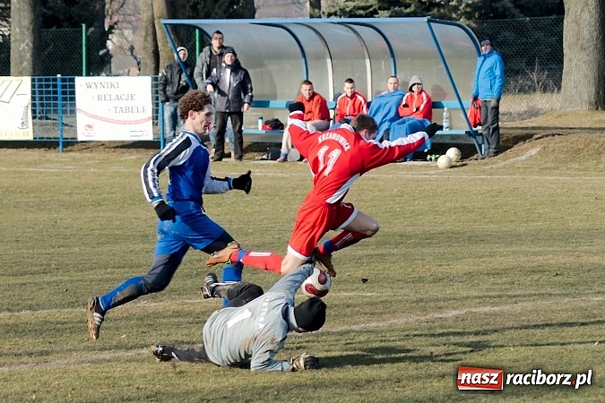 Zdjęcie w galerii na portalu naszraciborz.pl: Słaby początek rundy w Krzanowicach. Tylko remis z Górkami Śląskimi wiadomości z regionu