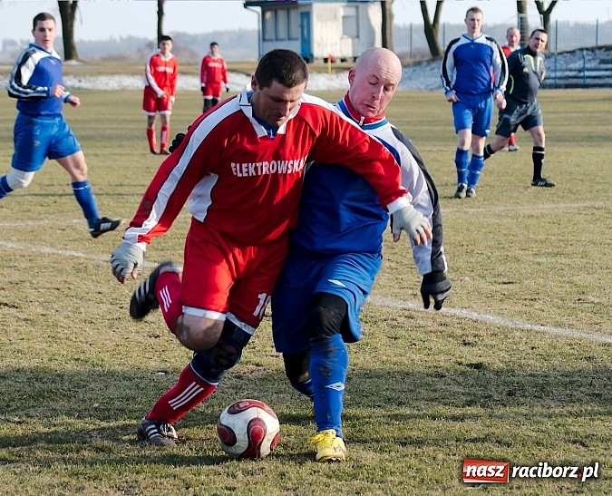 Zdjęcie w galerii na portalu naszraciborz.pl: Słaby początek rundy w Krzanowicach. Tylko remis z Górkami Śląskimi wiadomości z regionu
