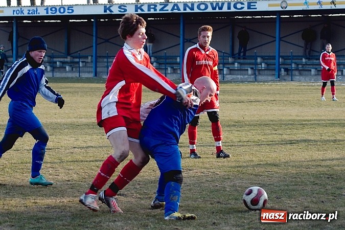 Zdjęcie w galerii na portalu naszraciborz.pl: Słaby początek rundy w Krzanowicach. Tylko remis z Górkami Śląskimi wiadomości z regionu