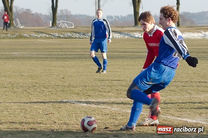 Zdjęcie w galerii na portalu naszraciborz.pl: Słaby początek rundy w Krzanowicach. Tylko remis z Górkami Śląskimi wiadomości z regionu