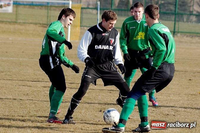 Zdjęcie w galerii na portalu naszraciborz.pl: Falstart Brzezia. Bieńkowice odbiły się od dna wiadomości z regionu