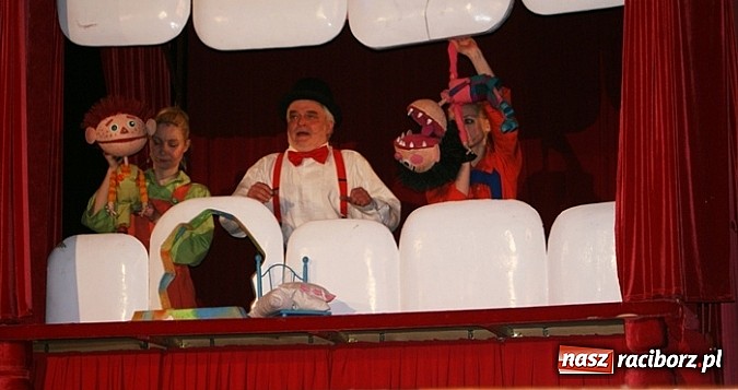 Zdjęcie w galerii na portalu naszraciborz.pl: Teatr Rabcio na scenie RCK wiadomości z regionu