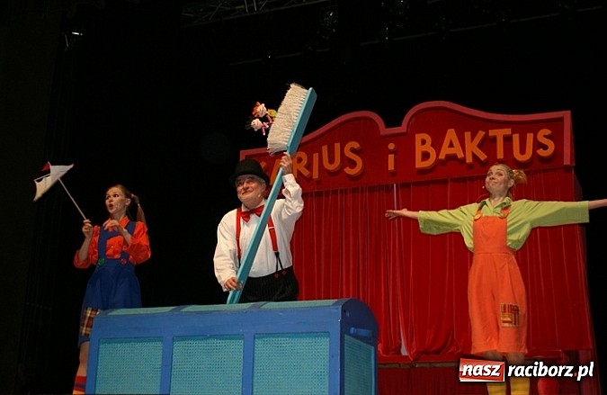 Zdjęcie w galerii na portalu naszraciborz.pl: Teatr Rabcio na scenie RCK wiadomości z regionu