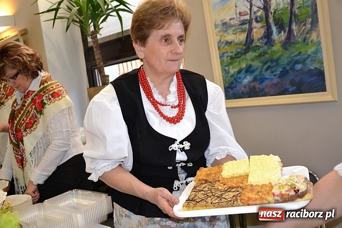 Zdjęcie w galerii na portalu naszraciborz.pl: Wielkanocne smakołyki w Tworkowie wiadomości z regionu