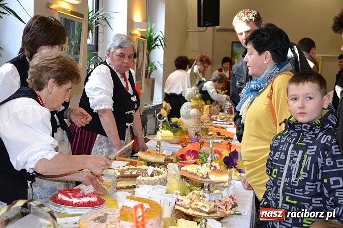 Zdjęcie w galerii na portalu naszraciborz.pl: Wielkanocne smakołyki w Tworkowie wiadomości z regionu