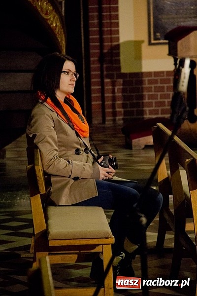 Zdjęcie w galerii na portalu naszraciborz.pl: Pieśni pokutne i pasyjne zabrzmiały w kościele pw. św. Mikołaja na Starej Wsi wiadomości z regionu