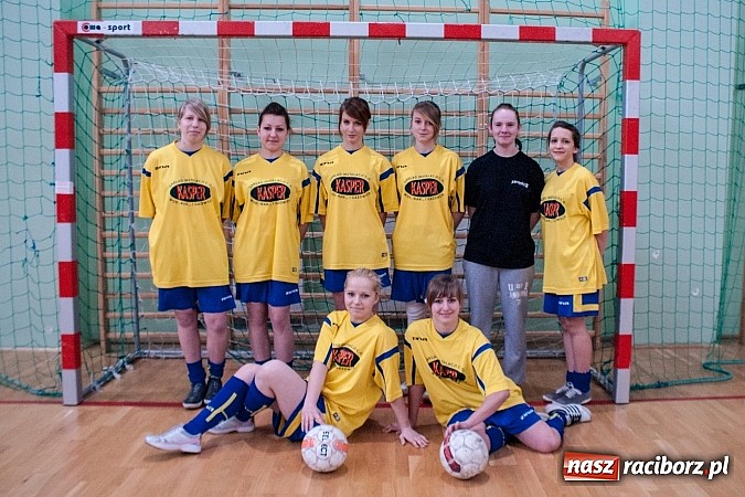 Zdjęcie w galerii na portalu naszraciborz.pl: Piłkarki Szkoły Mistrzostwa Sportowego zwyciężyły w Turnieju Makroregionalnym wiadomości z regionu