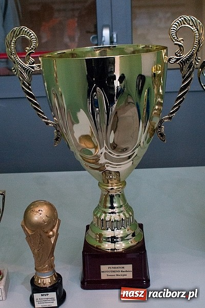 Zdjęcie w galerii na portalu naszraciborz.pl: Piłkarki Szkoły Mistrzostwa Sportowego zwyciężyły w Turnieju Makroregionalnym wiadomości z regionu