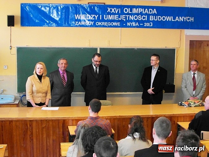 Zdjęcie w galerii na portalu naszraciborz.pl: Troje uczniów Budowlanki w finale OWiUB wiadomości z regionu