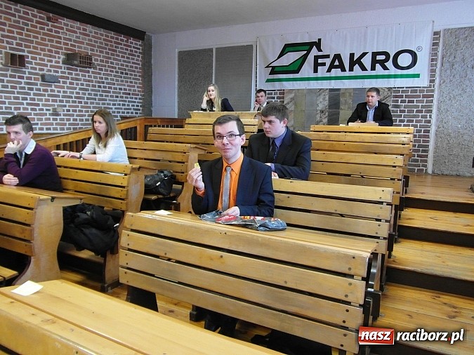 Zdjęcie w galerii na portalu naszraciborz.pl: Troje uczniów Budowlanki w finale OWiUB wiadomości z regionu