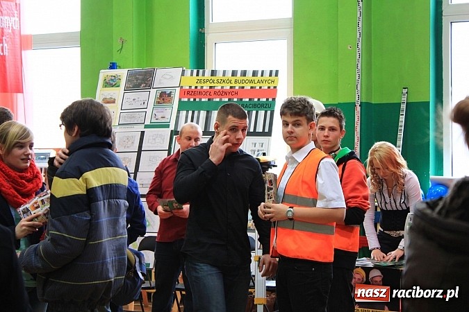 Zdjęcie w galerii na portalu naszraciborz.pl: Czemu warto uczyć się właśnie w TEJ szkole? wiadomości z regionu