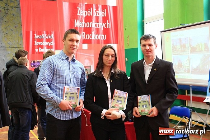 Zdjęcie w galerii na portalu naszraciborz.pl: Czemu warto uczyć się właśnie w TEJ szkole? wiadomości z regionu
