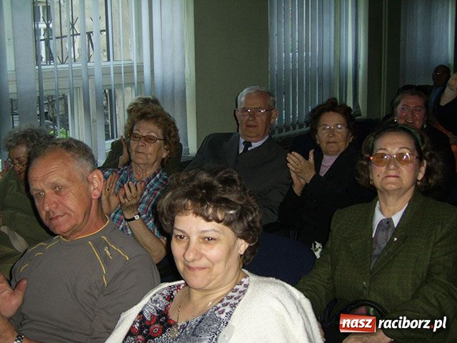 Zdjęcie w galerii na portalu naszraciborz.pl: Koncert Wiosenny i poezja Wandy Gizickiej wiadomości z regionu