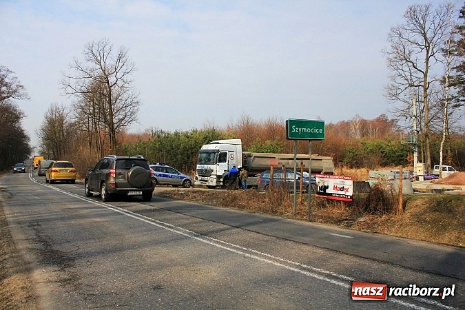 Zdjęcie w galerii na portalu naszraciborz.pl: Wypadek w Jankowicach. Dwie osoby ranne wiadomości z regionu
