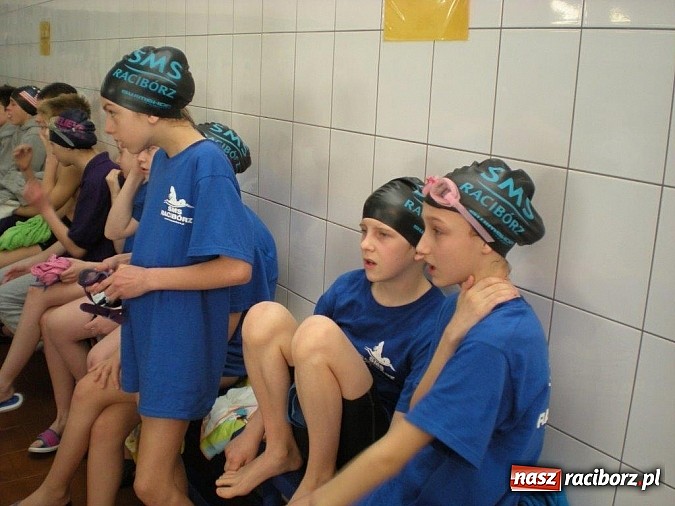 Zdjęcie w galerii na portalu naszraciborz.pl: Pracowity tydzień raciborskich pływaków wiadomości z regionu