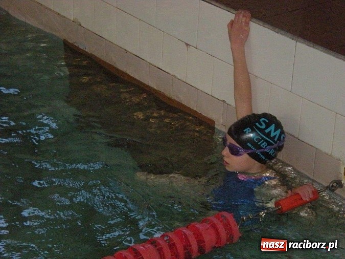 Zdjęcie w galerii na portalu naszraciborz.pl: Pracowity tydzień raciborskich pływaków wiadomości z regionu