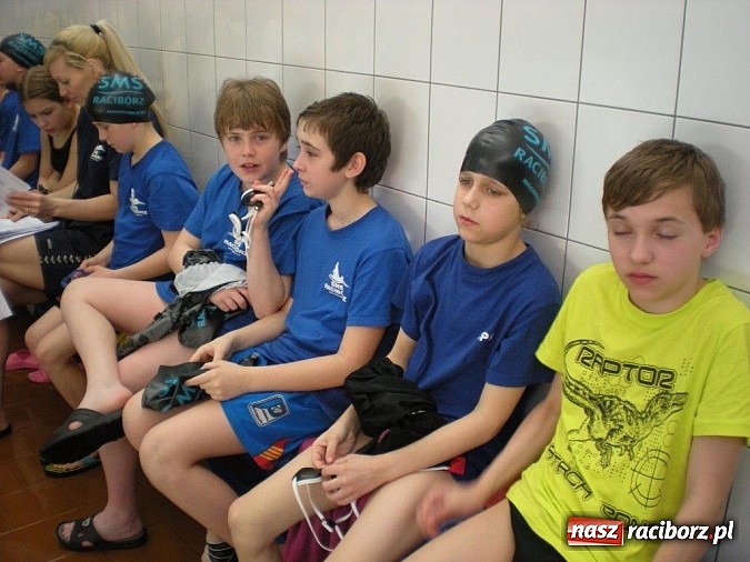 Zdjęcie w galerii na portalu naszraciborz.pl: Pracowity tydzień raciborskich pływaków wiadomości z regionu