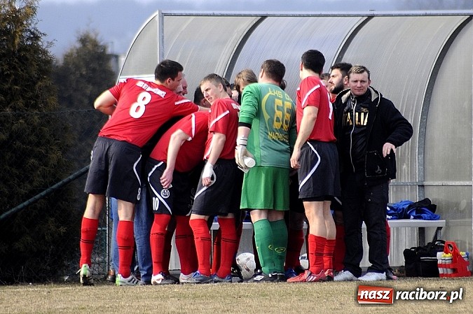 Zdjęcie w galerii na portalu naszraciborz.pl: Markowice pierwszym pogromcą Pawłowa wiadomości z regionu